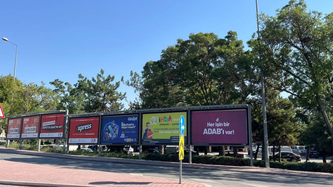 Gizemli reklam Konya’yı ikiye böldü 5